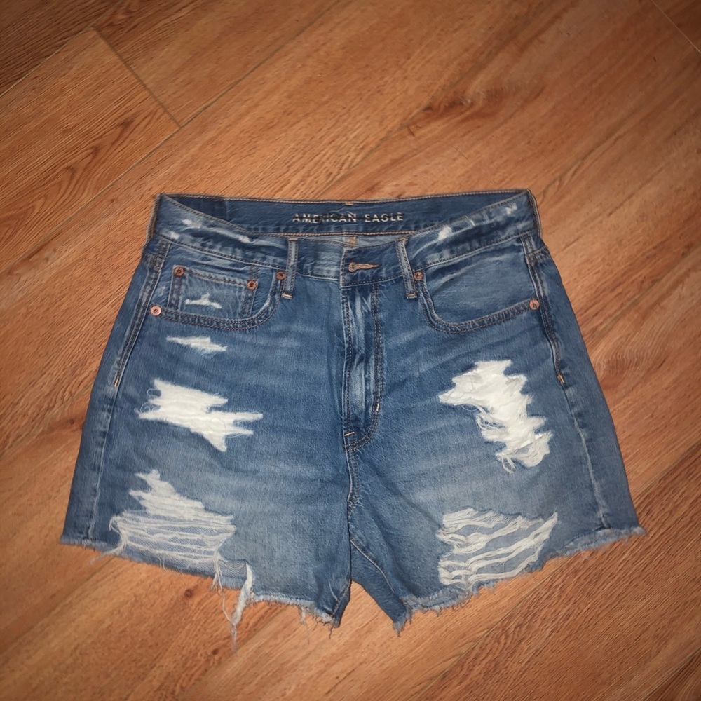 American eagle distressed boyfriend jean shorts